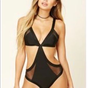 Brand new! Forever 21 cut out bathing suit